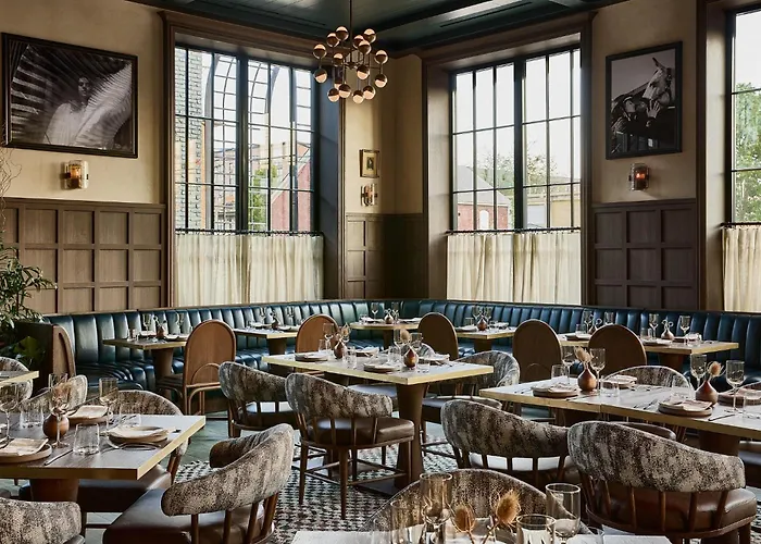 Hotel with view: The Manchester Hotel